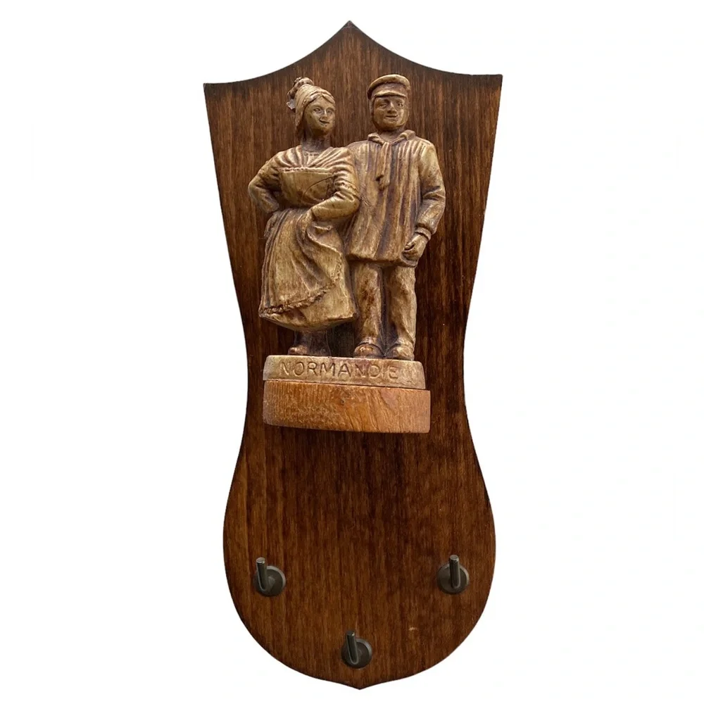 Vintage French Wooden Key Wall Hanger 3 Hooks Wall Décor Normandie Resin Statue